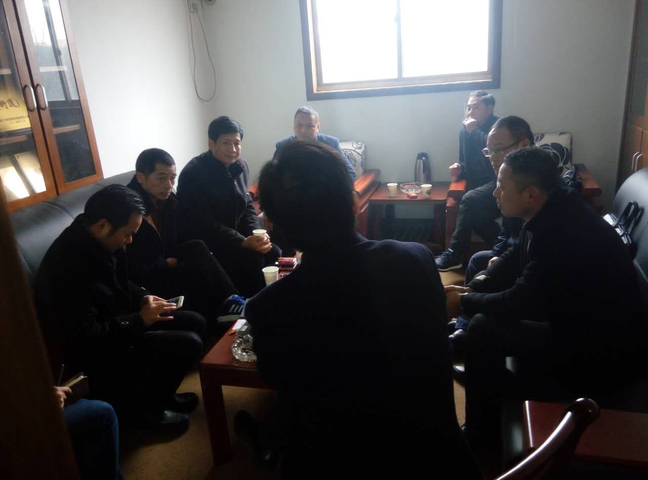 撸起袖子加油干、博顿投资率领考察团赴周王庙实地考察