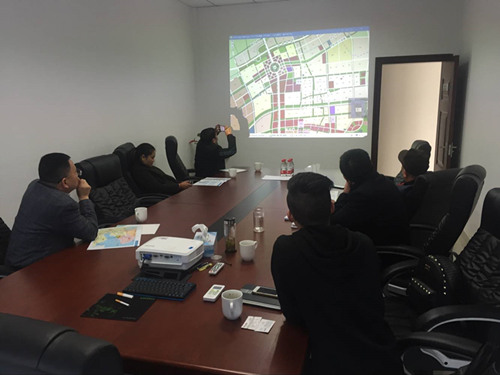 博顿投资陪同2家上海企业参观考察平湖合作园区