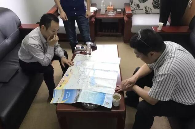 企业抱团拿地成趋势 博顿投资陪同3家项目方考察合作园区