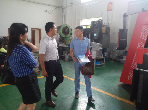 博顿投资陪同合作园区拜访项目方 求购20土地亩工业用地扩规模